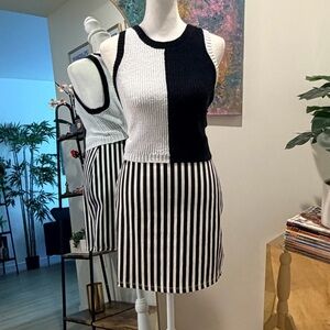 H&M Divided Black and White Colorblock Stripe Cropped Top size Large